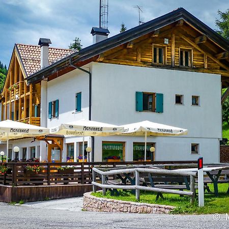Rifugio Viote Hotell Vason Eksteriør bilde
